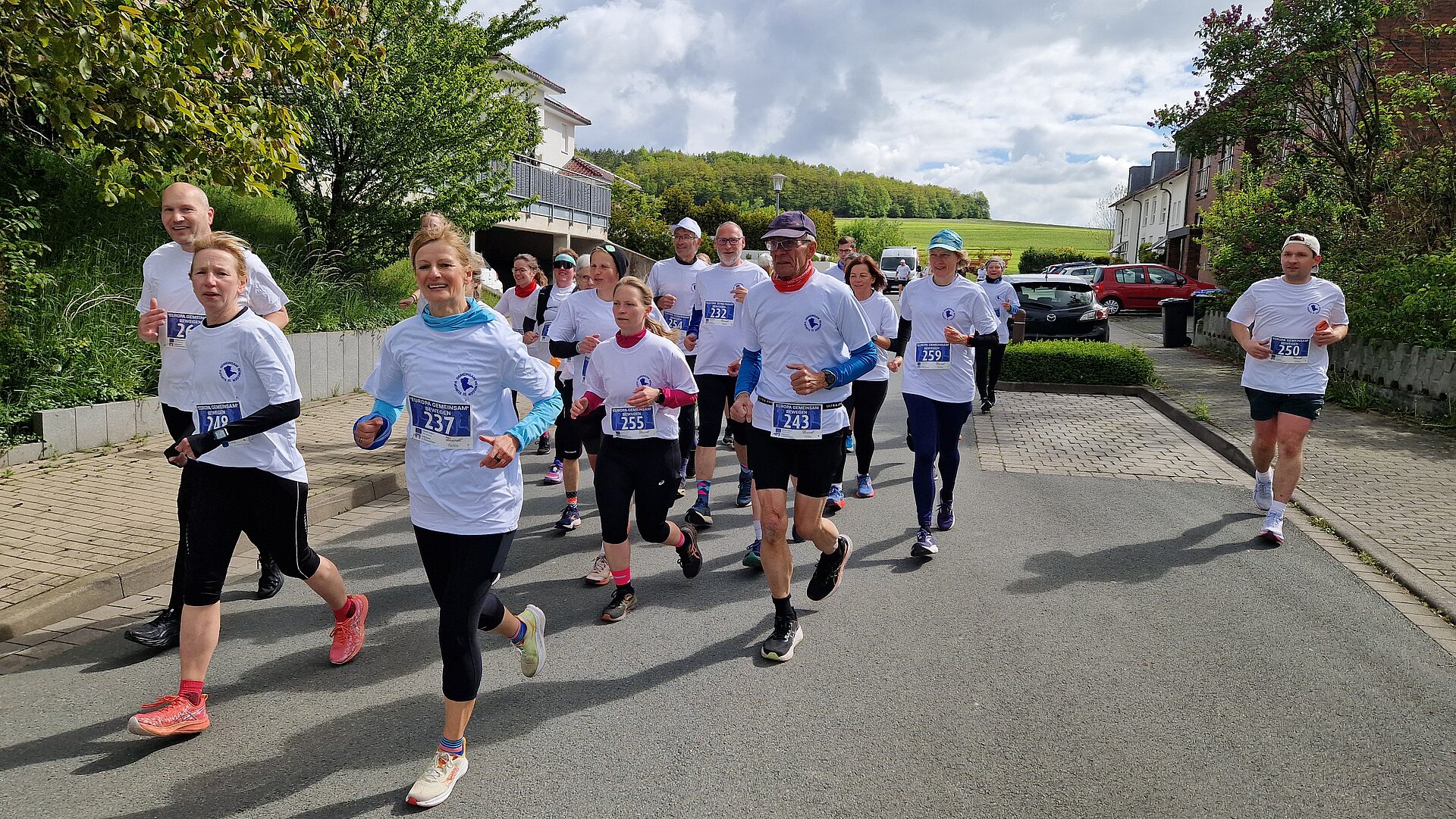 Läuferinnen und Läufer beim Europa-Lauf Borgholzhausen