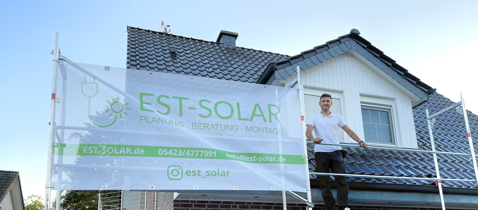 Ab jetzt auf den eigenen Baustellen unterwegs: Dennis Fan mit seiner Firma EST-Solar