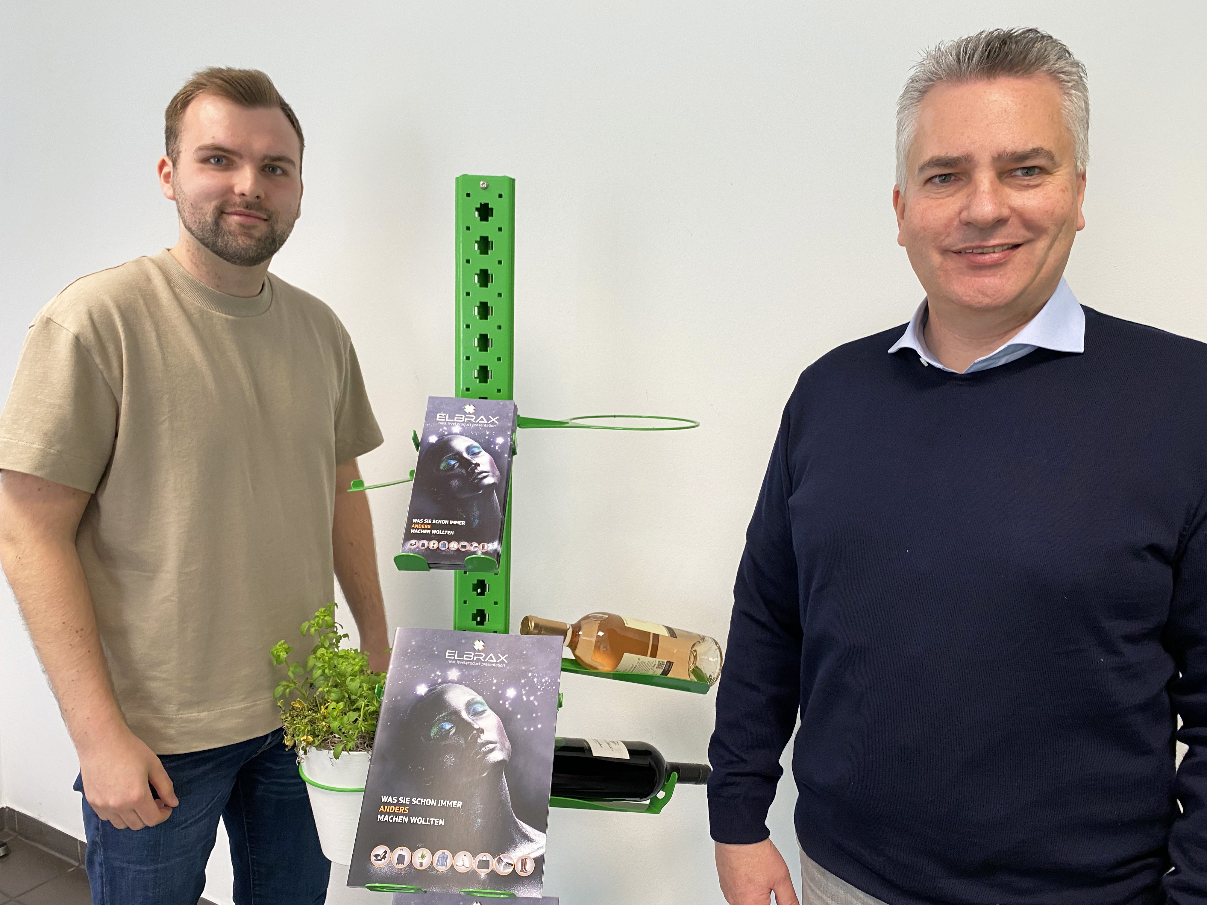 Aufbewahrung für allerlei Formen und Zwecke: Niklas (links) und Guido Elbracht haben Elbrax auf den Markt gebracht.  