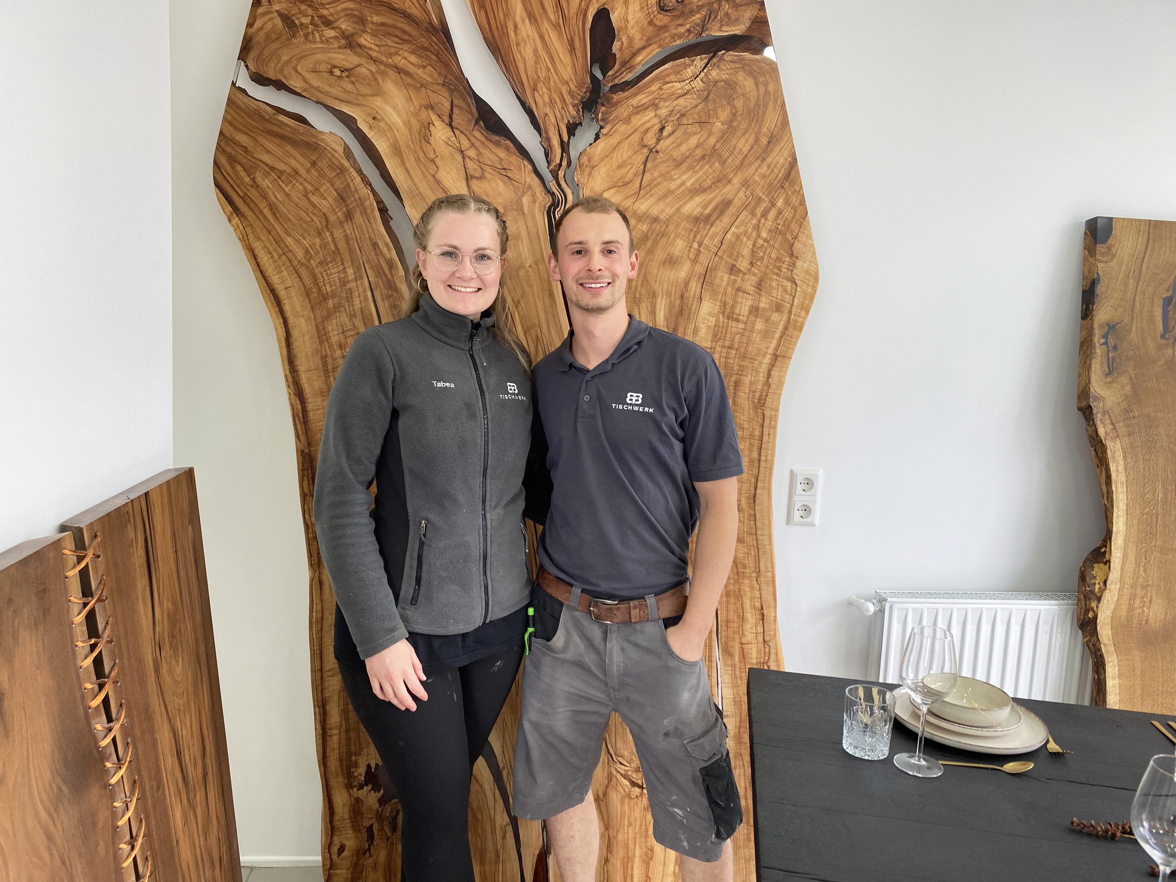 Die nächsten Wachstumsschritte im Blick: Tabea Lehmann und Dominik Becker von BB-Tischwerk.