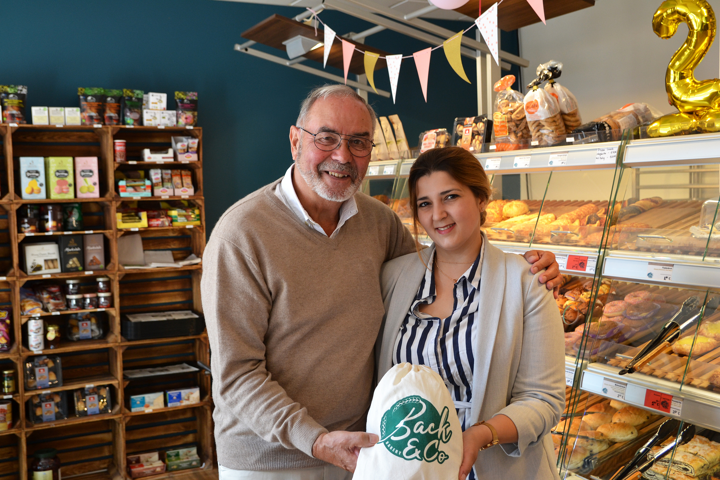 Horst Peil ist Ansprechpartner und Ratgeber für Gründerin Souzan Sait