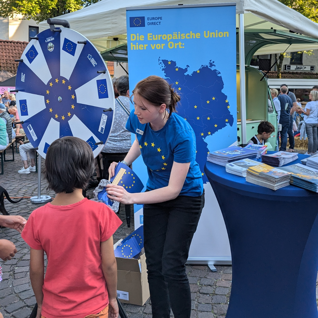 Hanna Korte im Einsatz am ED-Glücksrad