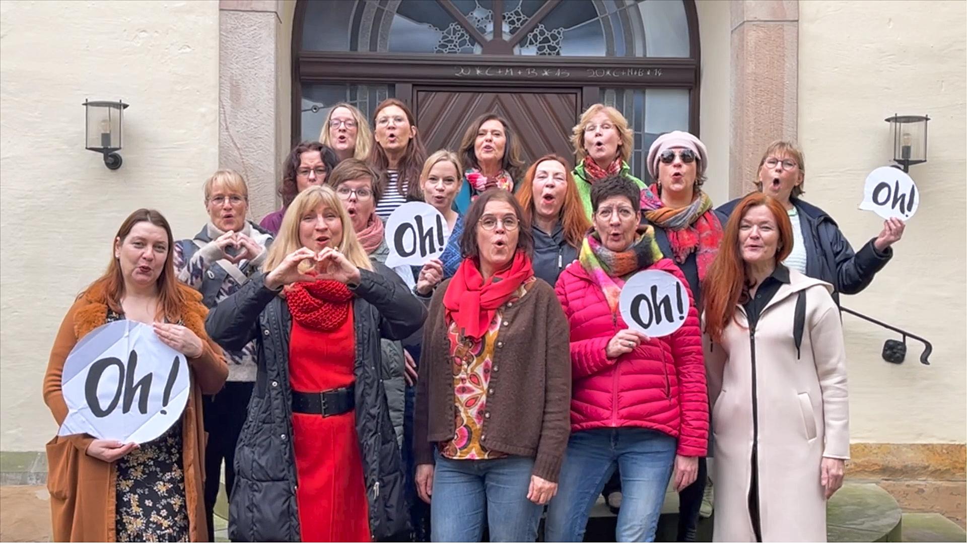 Oh, wie bist du schön!:‚The Voice Company‘ aus Rheda-Wiedenbrück holt beim Musikwettbewerb zum 50. Kreisgeburtstag den ersten Platz.  